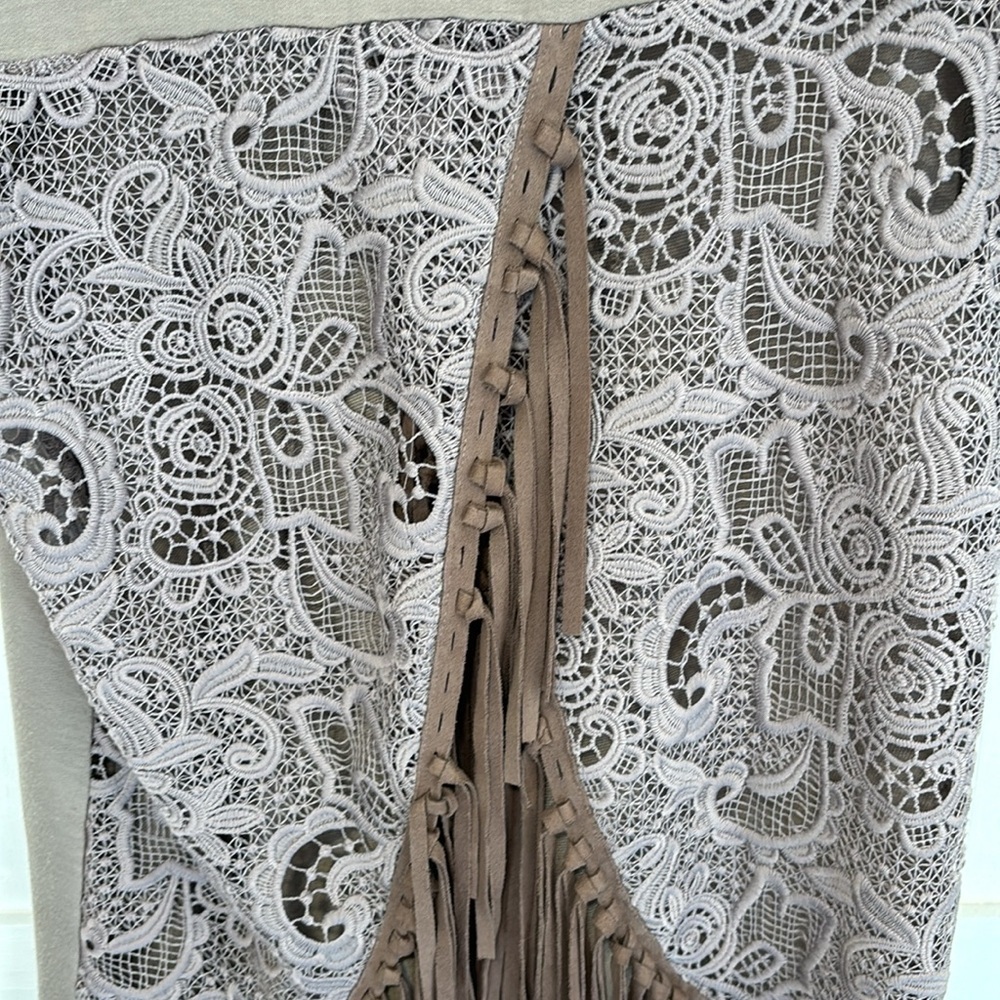 Judith March short sleeved brown top with fringe size M - Picture 5 of 10